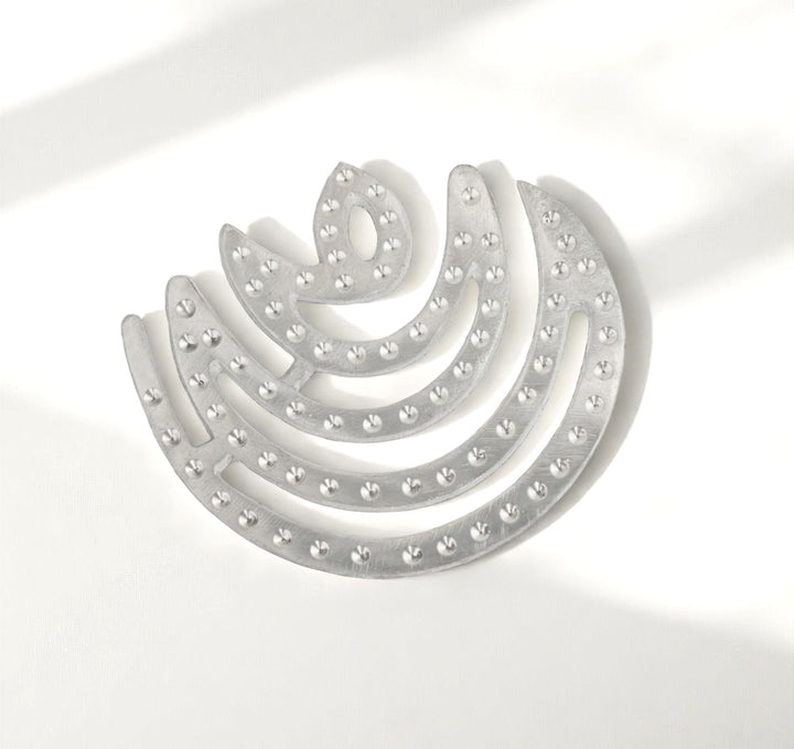 VASTU VARDAN ZINC MOON HELIX 6 INCH - Image 3